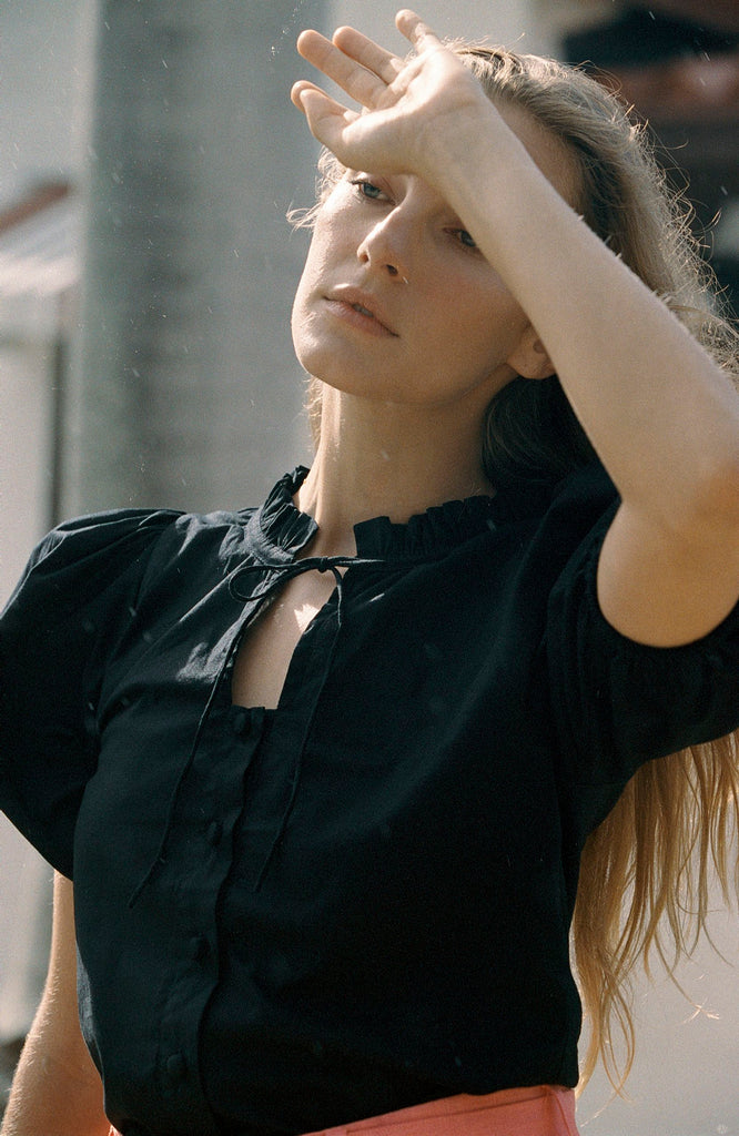 Black cotton puff-sleeve blouse with buttons 